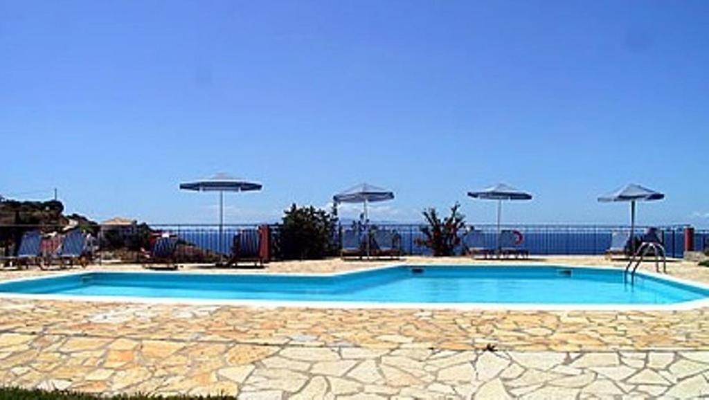 Gerasimoula Studios Трапезаки Номер фото